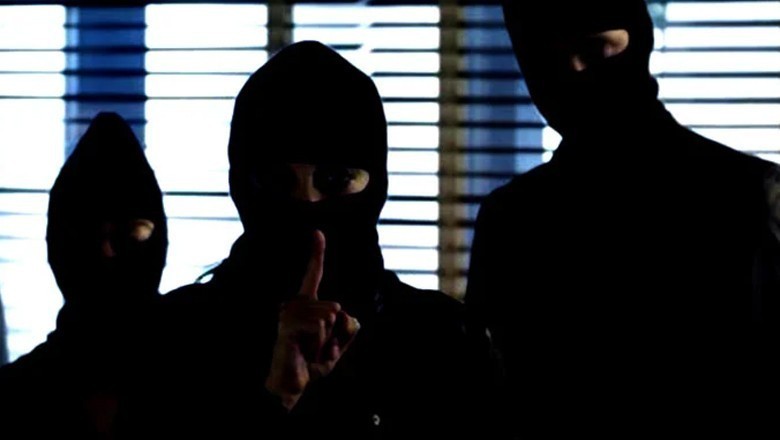 کراچی، پانچ سالہ بچے نے ڈکیتی کی کوشش ناکام بنادی