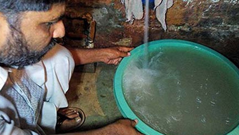 کراچی میں آلودہ پانی پینے سے دو بچے جاں بحق، کئی کی حالت غیر ہوگئی