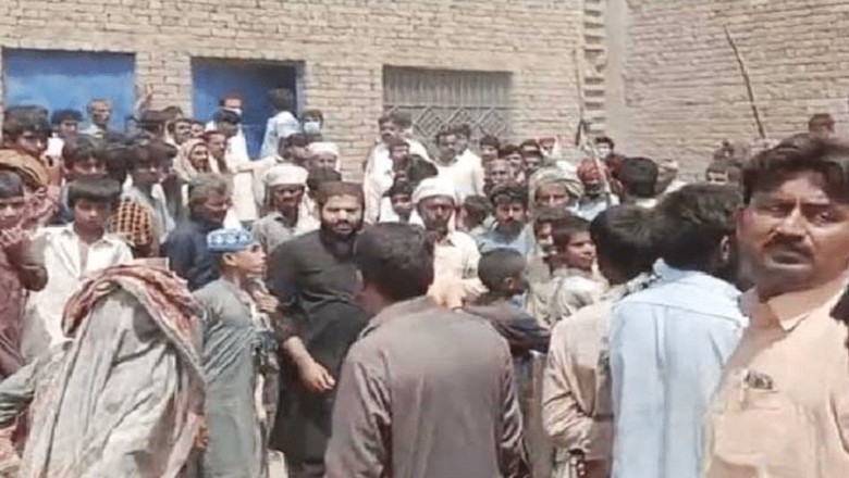 مظفر گڑھ میں غربت سے تنگ شخص نے بیوی اور 7 بچوں کو بے دردی سے قتل کردیا