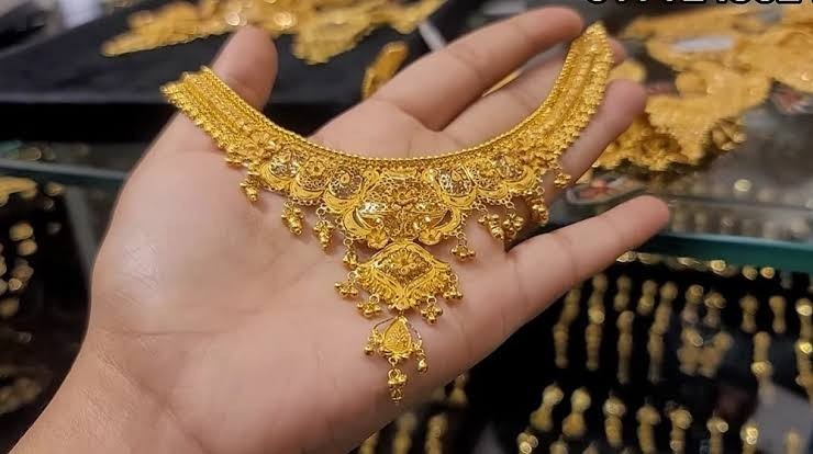 سونے کی فی تولہ قیمت ملکی تاریخ کی بلند ترین سطح پر پہنچ گئی
