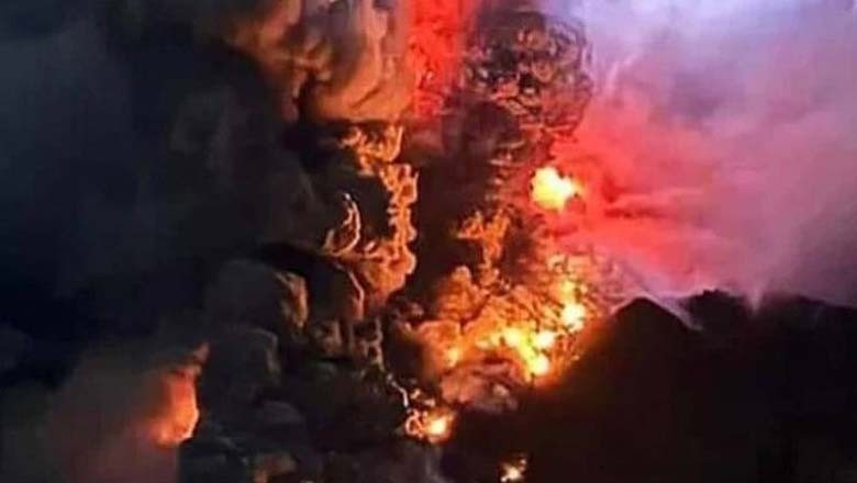 انڈونیشیا، آتش فشاں پھٹنے کے بعد سونامی الرٹ جاری