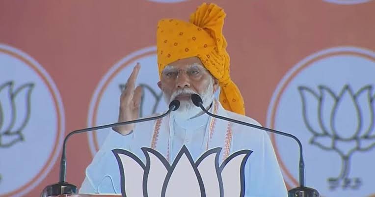 مودی کی آنکھوں میں مسلمانوں کے بچے کھٹکنے لگے