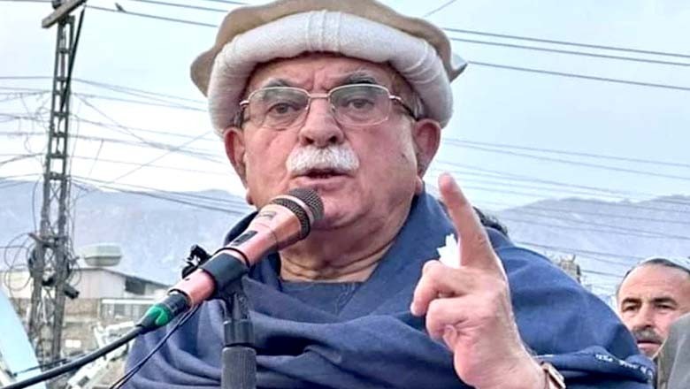 محمود اچکزئی کے وارنٹ گرفتاری جاری، عدالت میں پیش کرنے کا حکم