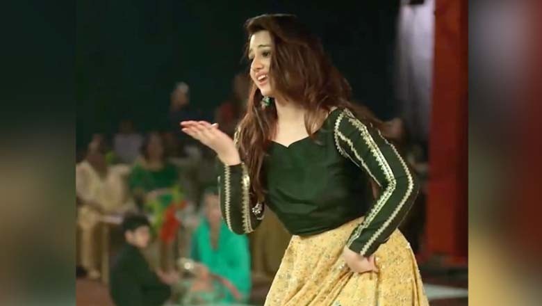 بیٹی کی پیدائش کی خوشی ،زارا نور کا ڈانس سوشل میڈیا پر وائرل