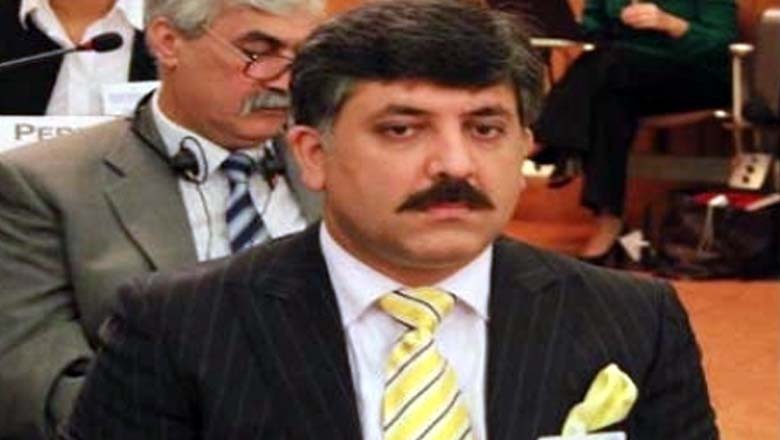 پی ٹی آئی نے چیئرمین پی اے سی کے لیے وقاص اکرم کے نام کی منظوری دیدی