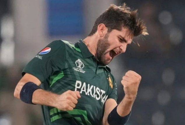 شاہین آفریدی نے انٹرنیشنل کرکٹ میں 300 وکٹیں حاصل کرلیں