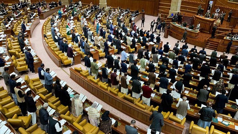 سوشل میڈیا کنٹرول کرنے کے لیے ہتک عزت قانون پنجاب اسمبلی میں پیش