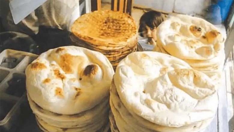 پنجاب حکومت نے صوبے میں روٹی کی قیمت مزید کم کردی