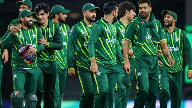 ٹی 20 ورلڈکپ کے لیے قومی ٹیم کے 15 رکنی اسکواڈ کا اعلان