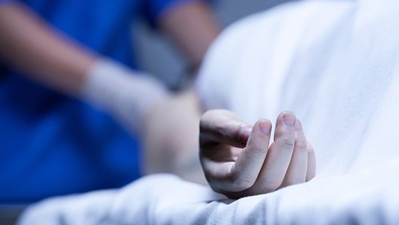 وی آئی پی دورے پر اسپتال عملے کی سنگین غفلت، کمرے میں بند کیا مریض انتقال کرگیا