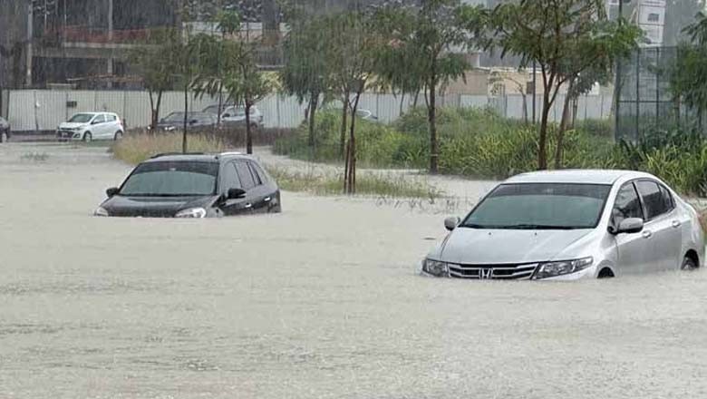 بھارت کے بینگلورو میں شدید بارش، 133سالہ ریکارڈ ٹوٹ گیا