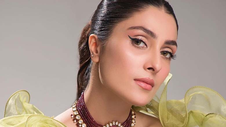 عائزہ خان کی بچوں کے ساتھ موج مستیاں، ویڈیو وائرل