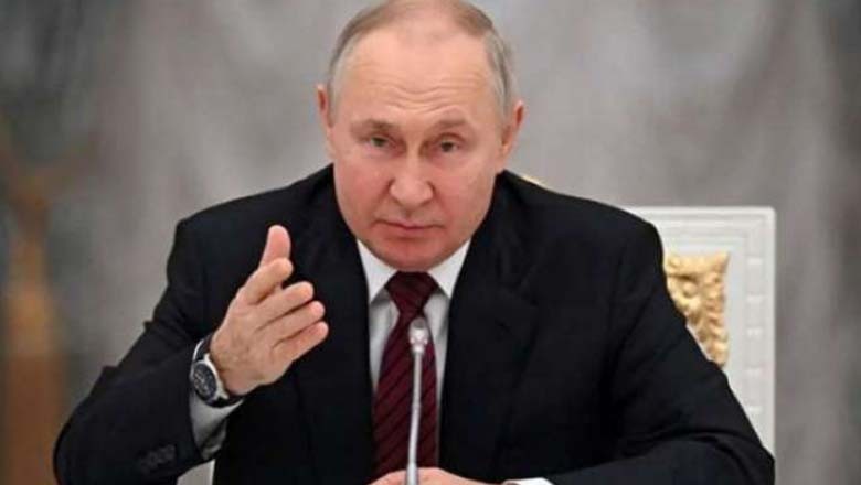 سلامتی کو خطرہ ہوا تو کوئی بھی ہتھیار استعمال کرنے سے گریز نہیں کریں گے، پیوٹن