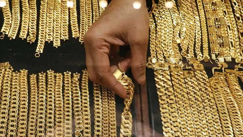 سونے کی فی تولہ قیمت میں بڑی کمی