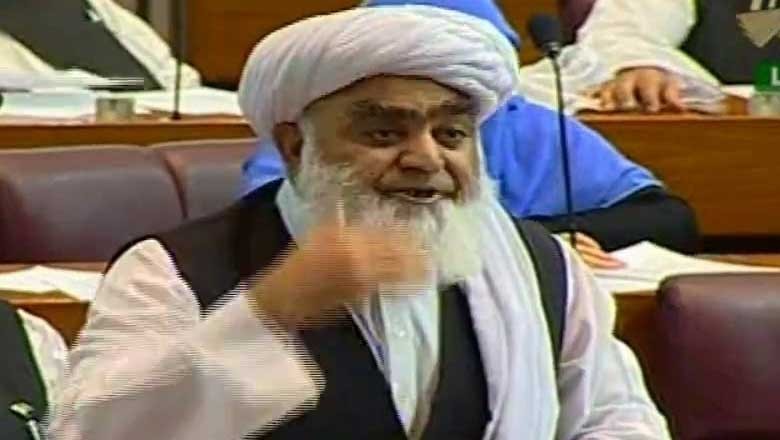 سود سے متعلق اللہ کا حکم، اقلیتی رکن کی یاد دہانی پر سینیٹر واسع نے خود کو تھپڑ مار لیا