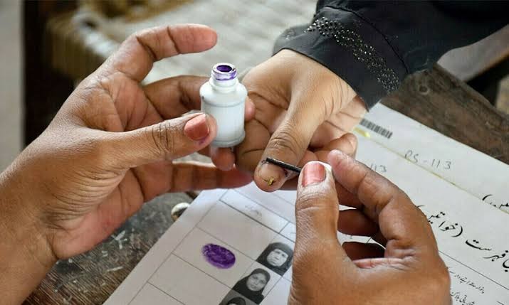 الیکشن کے چار ماہ بعد ہی رجسٹرڈ ووٹرز کی تعداد میں بڑا اضافہ، 13 کروڑ سے زائد ہوگئی