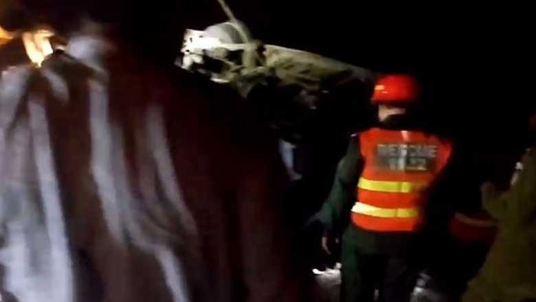 خوشی ماتم میں تبدیل، باراتیوں کی بس کو خوفناک حادثہ