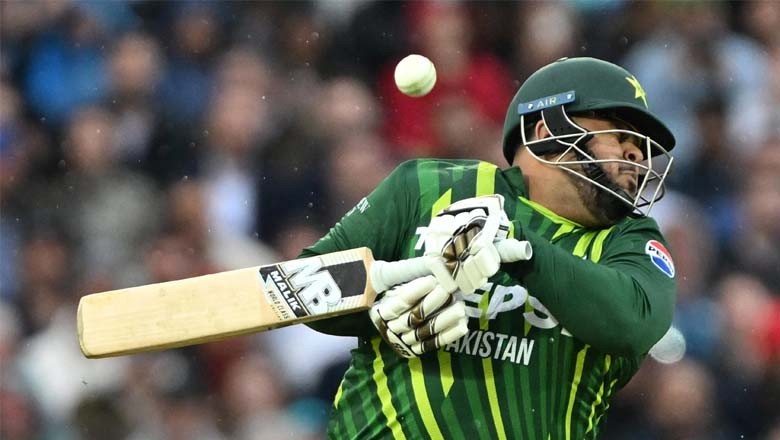 اعظم خان لنکا پریمیئر لیگ سے دستبردار ہوگئے