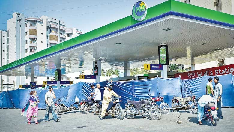 اسلام آباد کے علاوہ ملک بھر کے ہزاروں پمپس احتجاجا بند