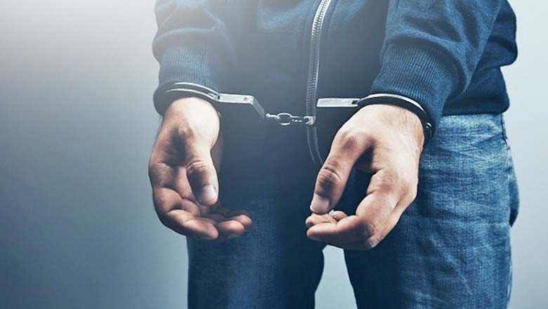 پولیس نے کمسن بیٹی کو ذبح کرنے والے شخص کو گرفتار کر لیا