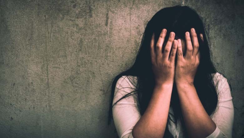 اسٹاپ پر کھڑی خاتون اغواء کے بعد اجتماعی زیادتی کا نشانہ بن گئی