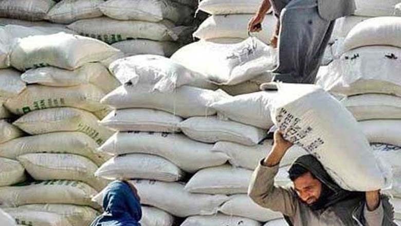 کراچی کی 95 فلور ملوں نے گندم کی واشنگ کا عمل بند کردیا