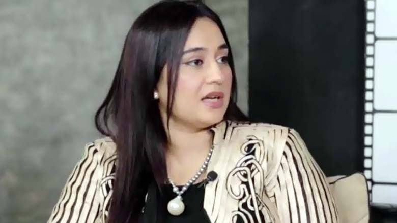 اینکر پرسن عائشہ جہانزیب پر شوہر کا مبینہ تشدد، مقدمہ درج