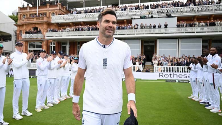 ٹیسٹ کرکٹ میں سب سے زیادہ وکٹیں لینے والے فاسٹ بولر جیمز اینڈرسن ریٹائر ہوگئے