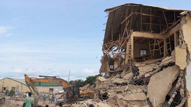 نائجیریا میں اسکول کی عمارت گر گئی، 16 طلبا سمیت 22 افراد ہلاک