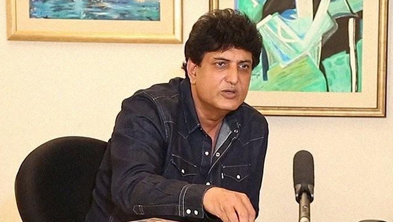 ڈاکٹر نے سورج کی روشنی میں نکلنے کیلیے منع کیا اسلیے رات میں ملنے گیا، خلیل الرحمان قمر