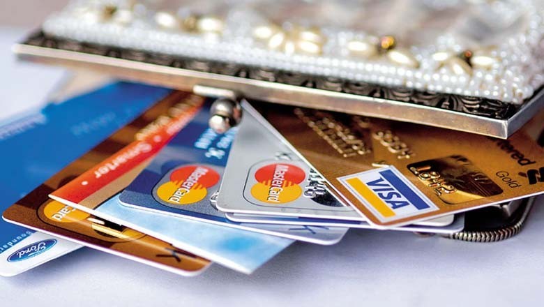 ڈیبٹ اور کریڈٹ کارڈ سے ادائیگی کرنے والوں کے لئے بڑی خبر