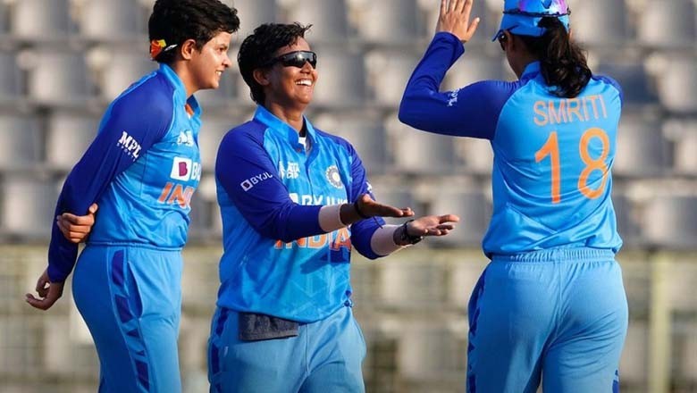 ویمنز ایشیا کپ: بنگلادیش کو ہرا کر بھارتی ٹیم کی فائنل میں رسائی