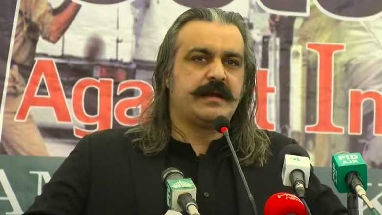 اپنے فیصلے خود کریں گے، آپریشن کی اجازت نہیں دوں گا، وزیر اعلی گنڈا پور