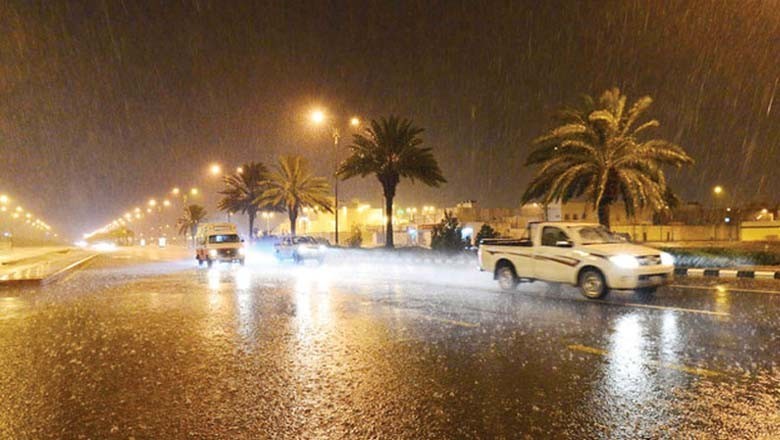 کراچی کے مختلف علاقوں میں ہلکی اور تیز بارش