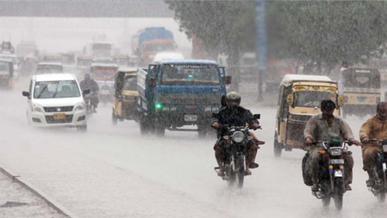 کراچی میں بارش کا نیا اسپیل کب انٹری دے گا؟ محکمہ موسمیات نے بتادیا