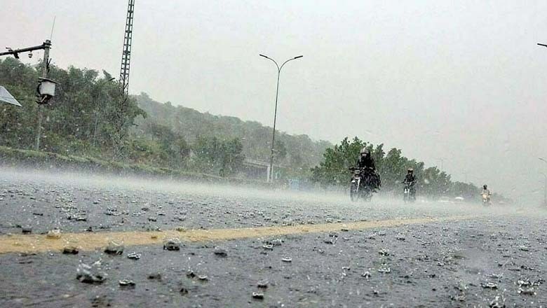 کراچی والے ہوجائیں تیار! محکمہ موسمیات نے بارشوں کی نوید سنادی