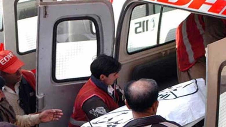 کراچی میں بیٹے نے ماں کے سامنے باپ کو قتل کر دیا