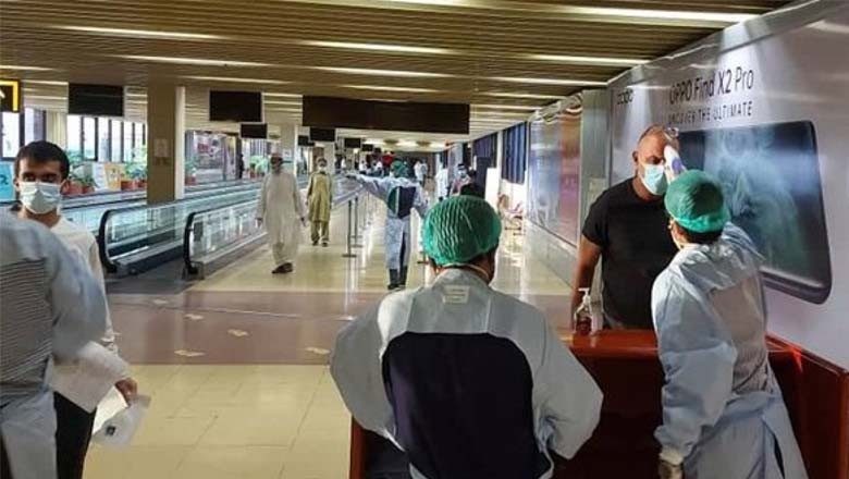 منکی پاکس: پاکستان آنے والے ہزاروں مسافر وںکی اسکریننگ