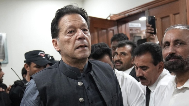 جلسہ ملتوی کرنے پر کارکنان کا غصہ، عمران خان نے اہم پیغام جاری کردیا