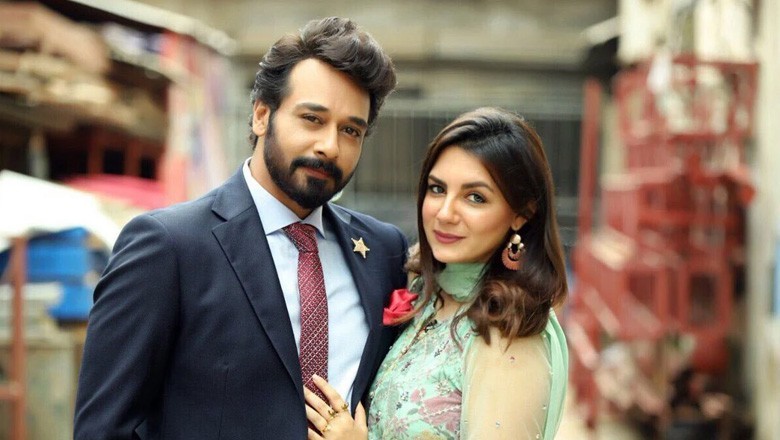 فیصل قریشی سے تقریبا 12 سال بڑی ہوں، اہلیہ کا انکشاف