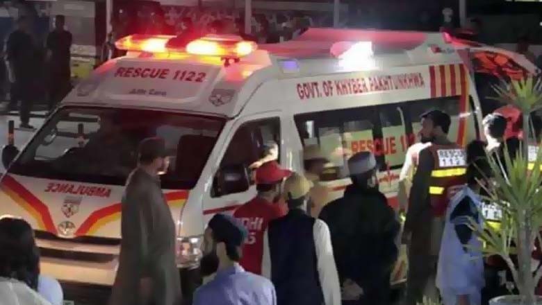 تیز رفتار بس نے موٹر سائیکل سواروں کو روند ڈالا، 2 افراد جاں بحق