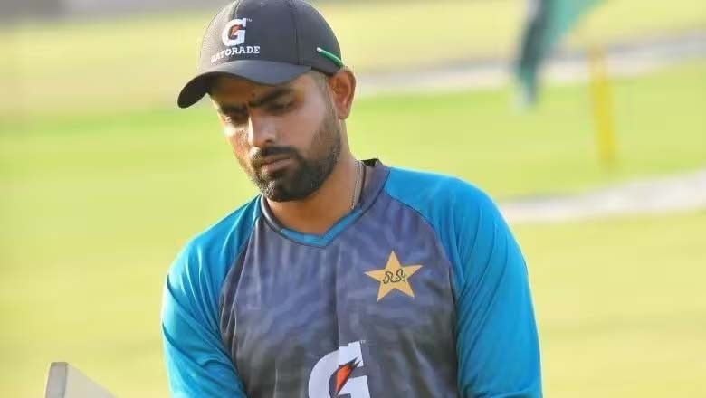 بدترین کارکردگی، بابر اعظم آئی سی سی کی رینکنگ میں ٹاپ 10 سے باہر