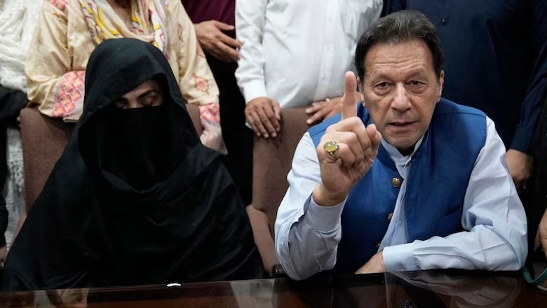 سپریم کورٹ فیصلے کے بعد نیب نے توشہ خانہ ریفرنس واپس لے لیا