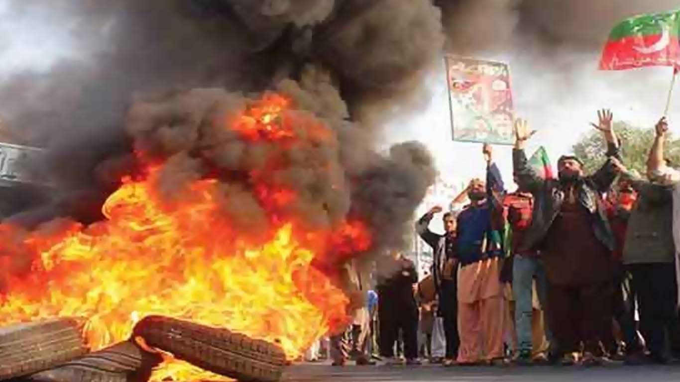 دفعہ 144 کی خلاف ورزی، تحریک انصاف کے رہنمائوں و کارکنان کیخلاف مقدمہ درج