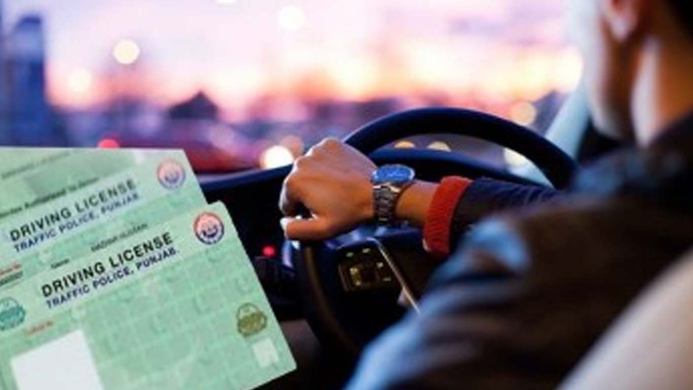 ڈرائیونگ لائسنس بنوانے والوں کی بڑی مشکل آسان ہوگئی