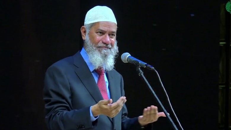 بالی ووڈ میں مسلمان حاوی ہیں مگر میڈیا پر اسلام کے معاملے میں کمزور ہیں، ذاکر نائیک