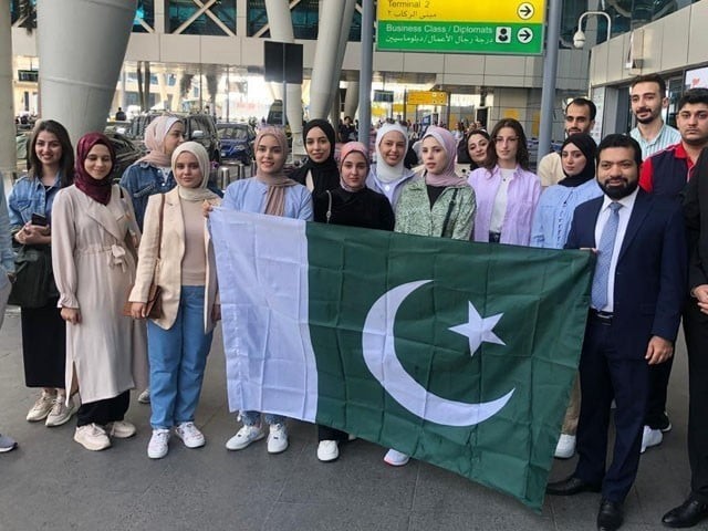 غزہ کے طلبا حصول تعلیم کیلیے پاکستان پہنچ گئے