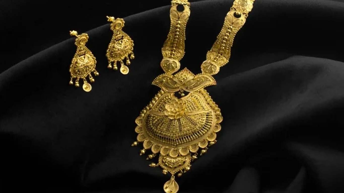 ملک میں سونا سستا ہوگیا، فی تولہ قیمت کیا ہے؟