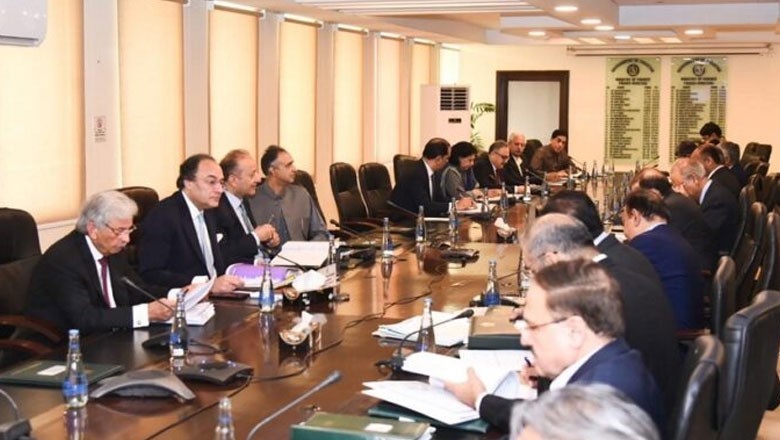 2 طیاروں کی مرمت کیلیے 1 ارب 80 کروڑ، وزیراعظم ہاؤس کیلیے 25 کروڑ اضافی گرانٹ منظور