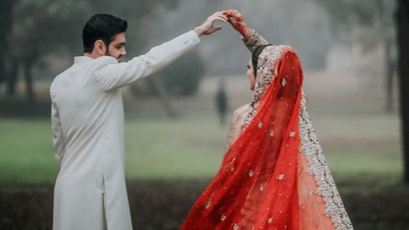 پارک میں فوٹو شوٹ کرانے والے دولہا دلہن ڈاکوئوں کے ہتھے چڑھ گئے